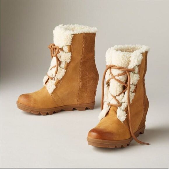 Joan of Arctic Wedge in Camel Brown in size 9.5 Shearling - Picture 2 of 13